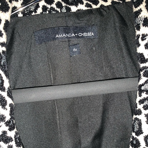 Blazer - Picture 2 of 7